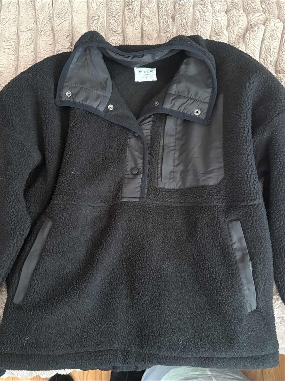 Black adjustable teddy jacket